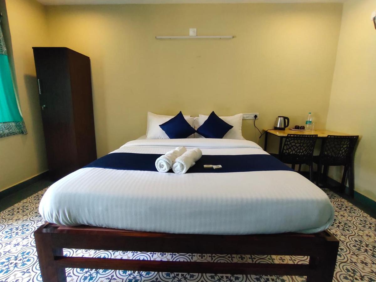 Pv Cottages - Serenity Beach Puducherry Exterior foto