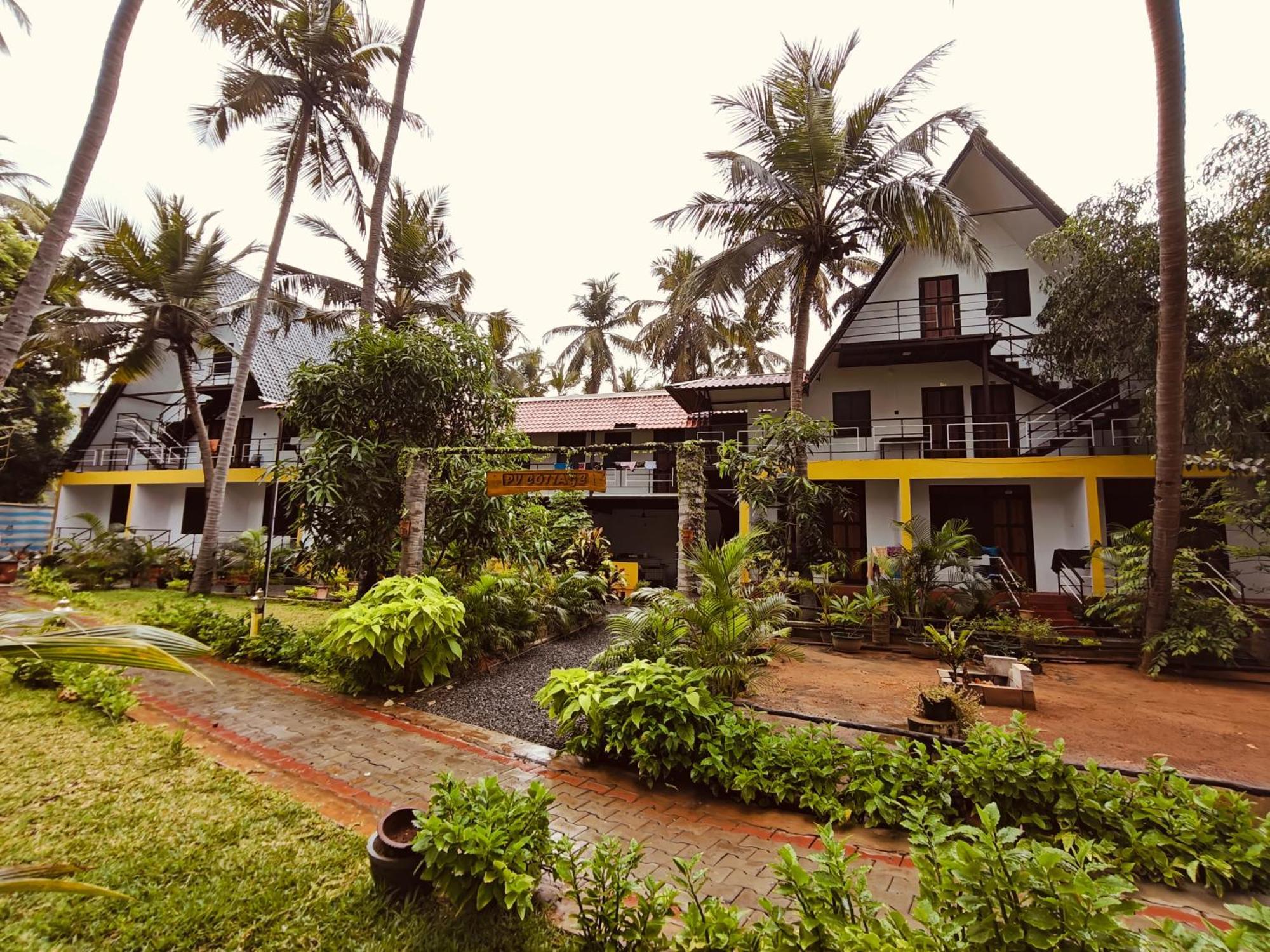 Pv Cottages - Serenity Beach Puducherry Exterior foto